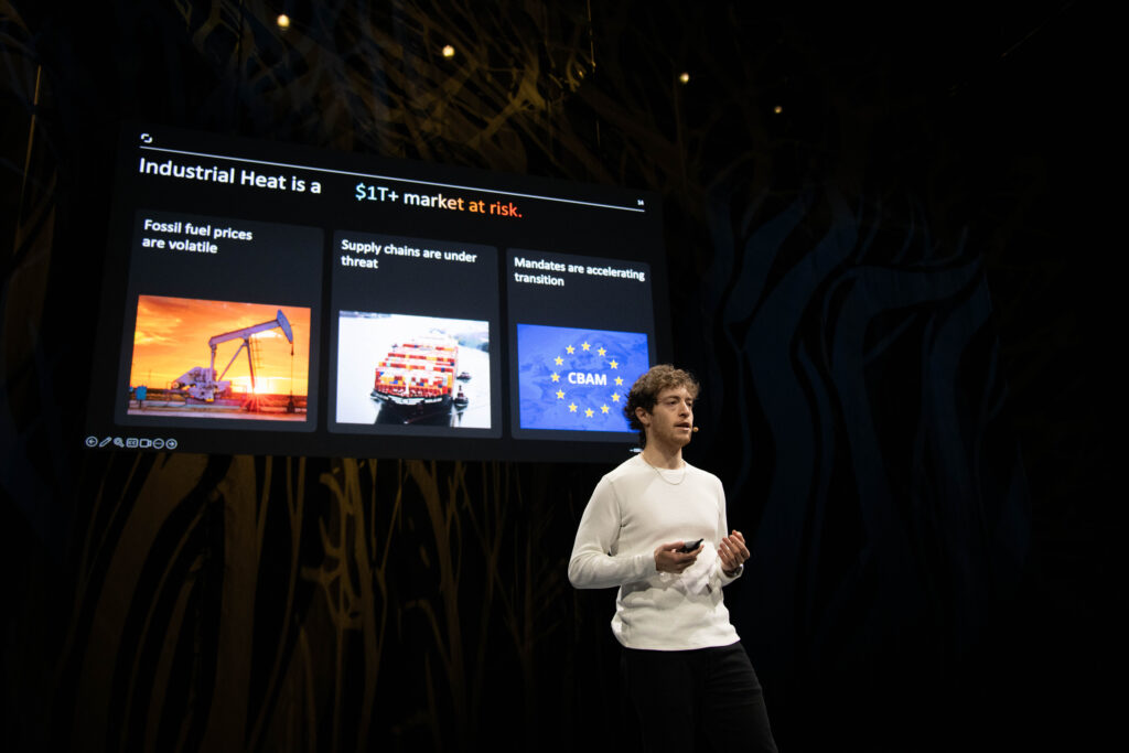 54395638997 0816985c5c o